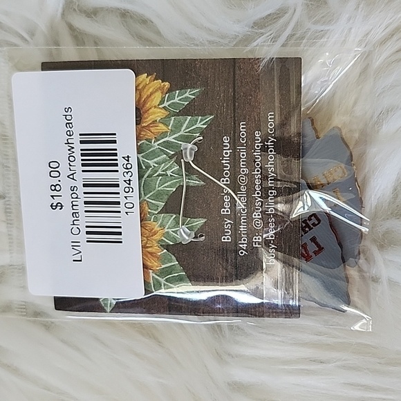 Kansas City Chiefs earrings, bracelet, and phone clip NWT - Picture 5 of 8